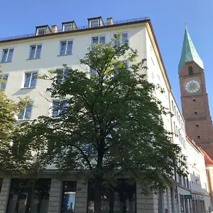 Der Tannenbaum Munich